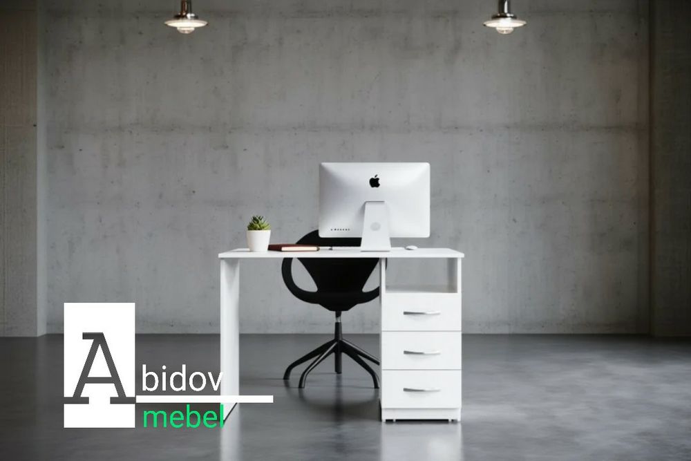 Современный и функционалый письменный стол,  парта для офиса и дома.