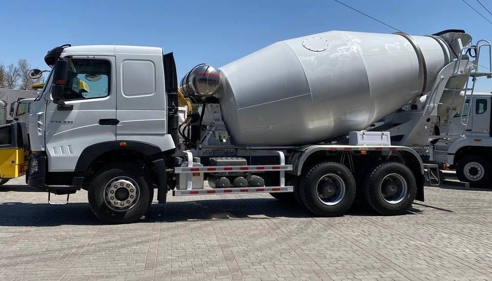 Миксер HOWO SINOTRUK янги 2025 йил дизель