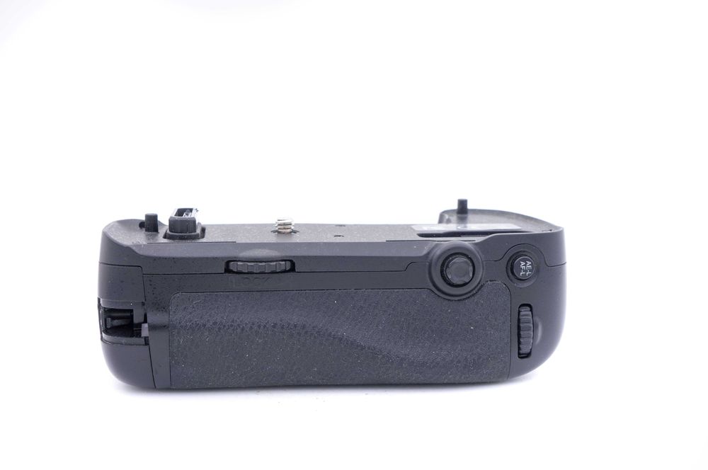 Grip Neewer DR750 pentru Nikon D750