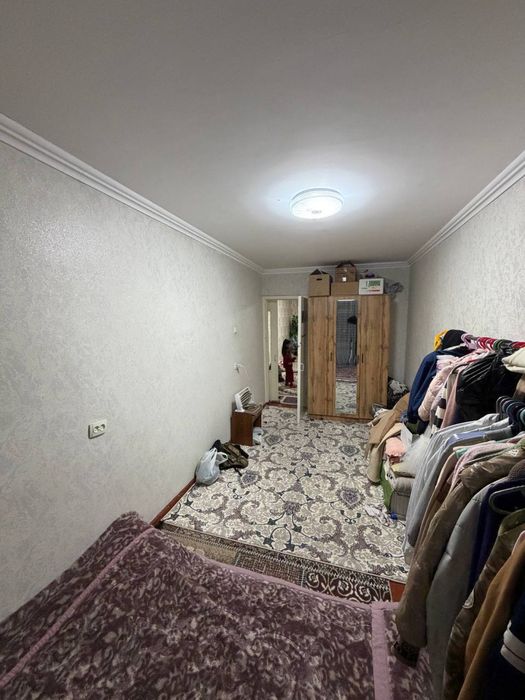 Срочно Продаеться 2-ком квартира городе Чирчике 2-микрарайон Октьябрь