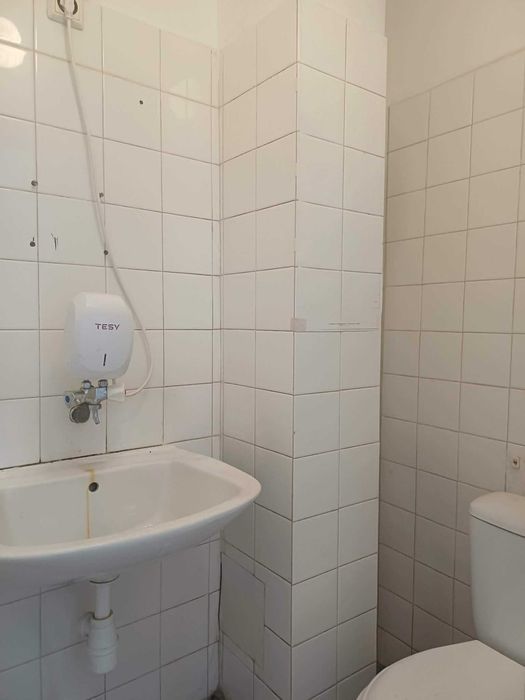 Дава се под наем Магазин в Пловдив, Център - 60 кв.м за 598.23 € - Снимка #4