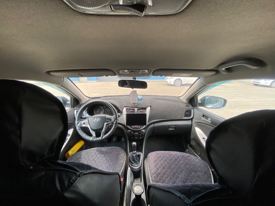 Hyundai Solaris 2015