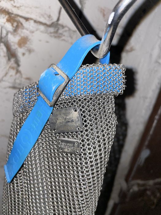 Sort si manusa din zale pentru macelarie