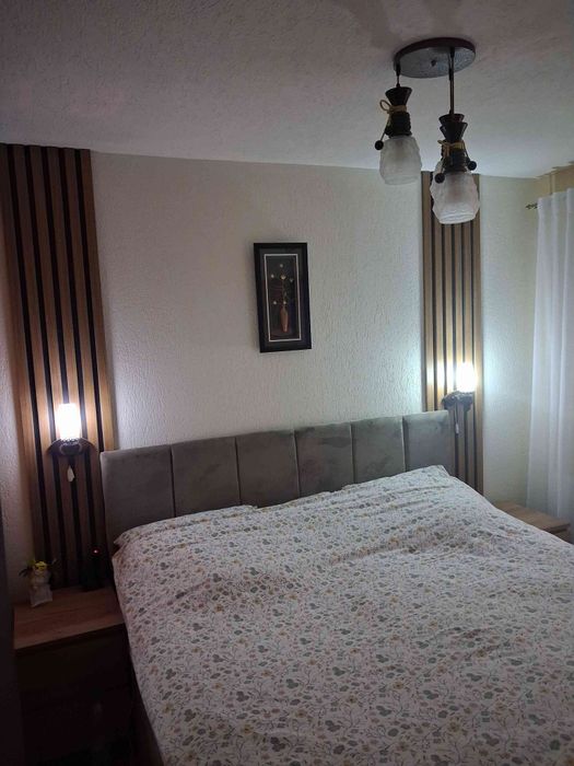 Apartament 3 camere doua băi etajul 1