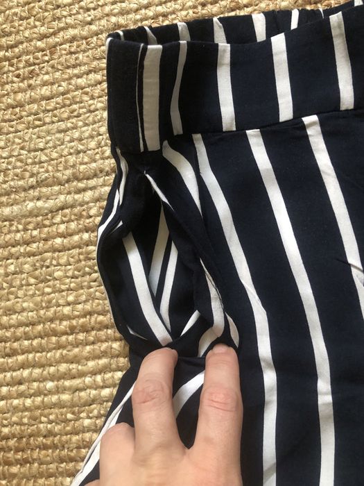 Pantaloni scurti h&m 36