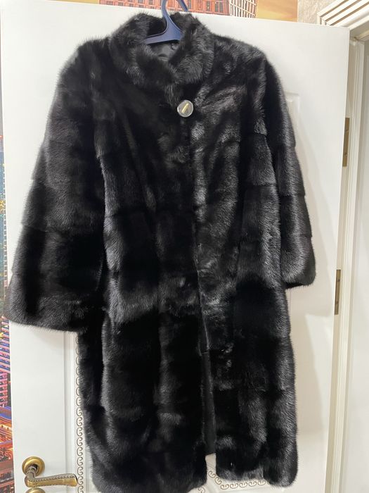 Продам шубу норковую