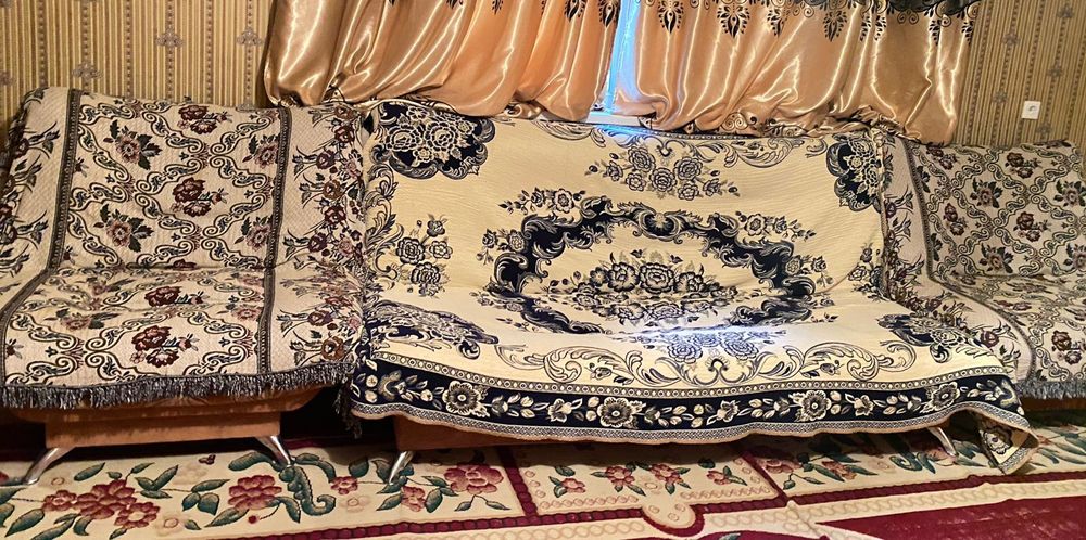 Диван в гостиную