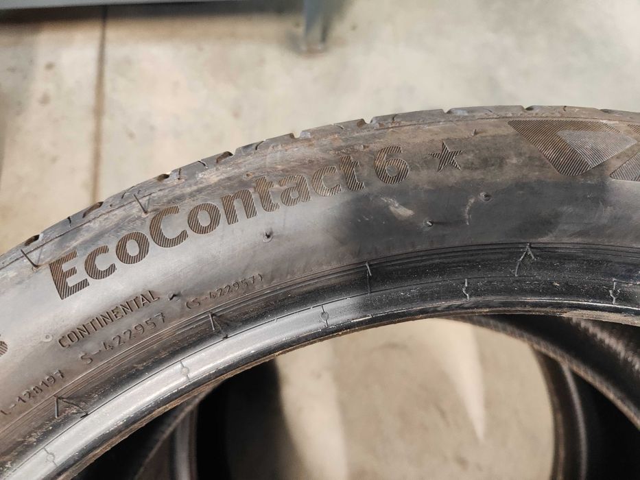 2бр.летни гуми 315/30/22 Continental