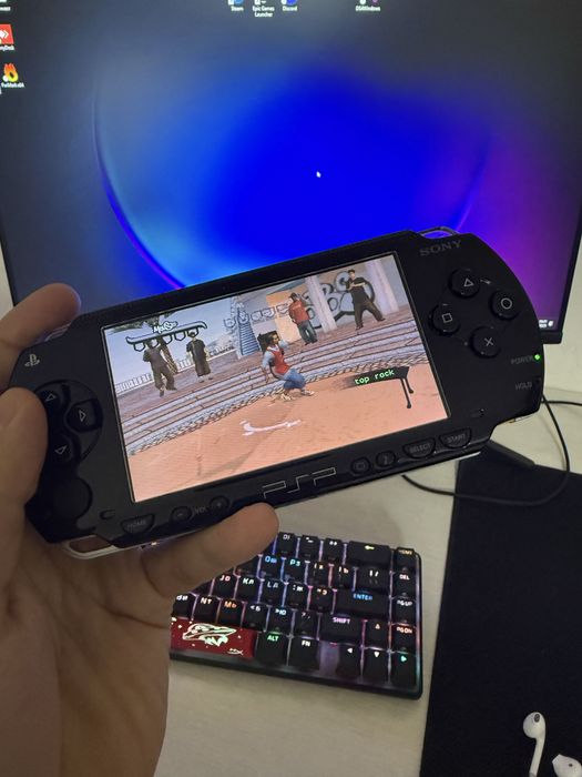 Продам PSP fat 1000