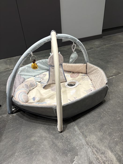 Активна /Образователна гимнастика MoMi Besto pastel