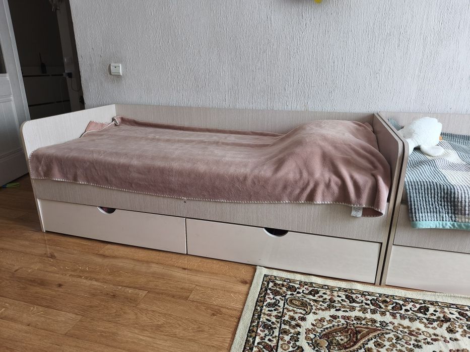 Продам две кровати