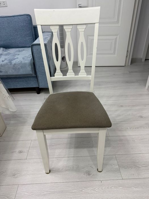 Продам стол со стульями