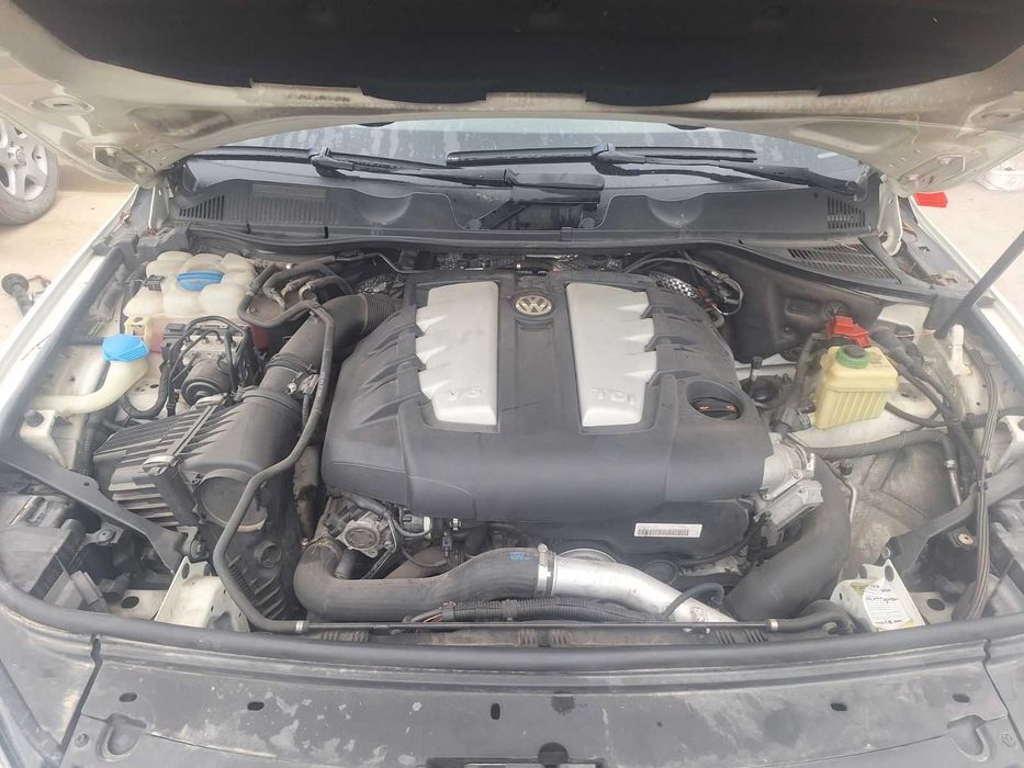 VW Touareg 3.0 TDI  ,CAS motor, 240 к.с. , 60 броя на части