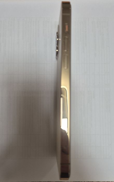 IPhone 12pro gold 256GB Отлично състояние