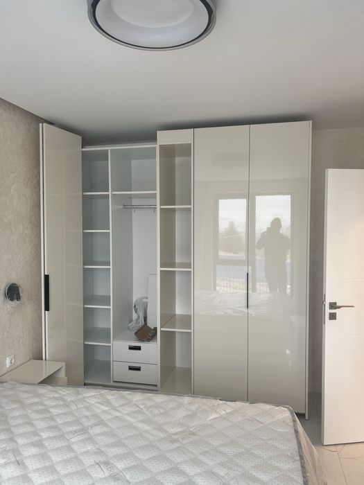 Мебели и кухни по поръчка | Дърводелски услуги | Варна | Carpenter