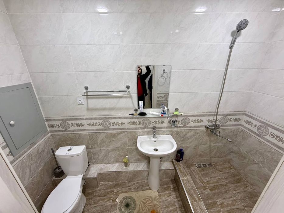 Bektemir prokuraturani yonida qurilgan yangi dom 3 qavatda 49.55kv