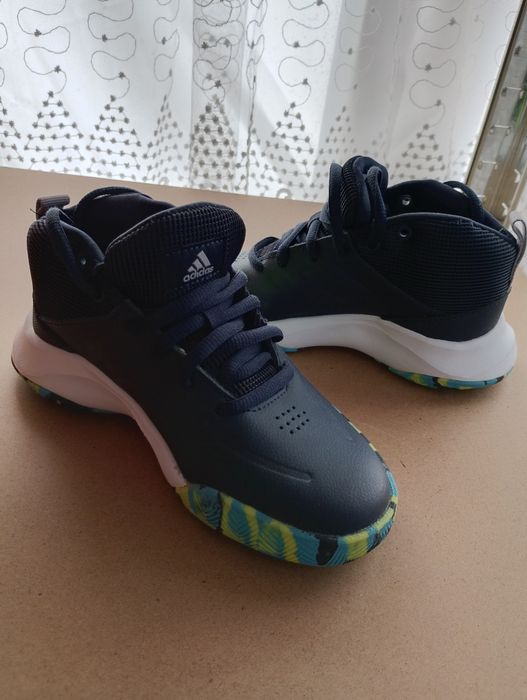Маратонки Adidas