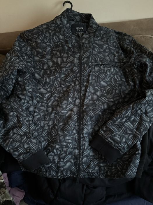 Geci usoare Armani    Tiga