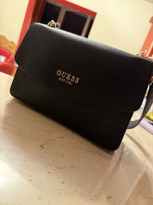 Genata de umar Guess