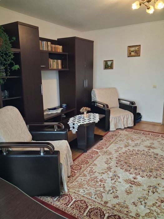 Vând apartament cu o cameră, Calea romanului( lângă OMV)
