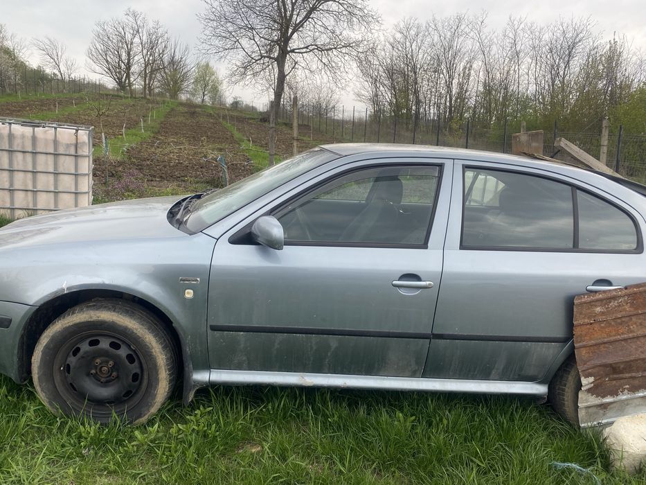 Vând sau dezmembrez ,Skoda Octavia 1, 2004- 1,4 benzina 16 valve
