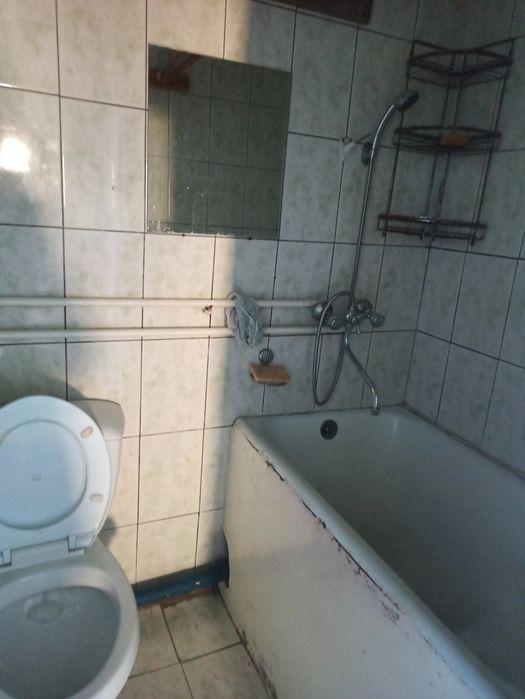 Urganch sh vodnikda 1*2/1/2 sotiladi