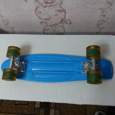 Продам скейт. Детский транспорт