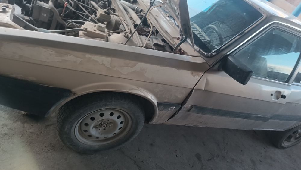 продам машину Ауди 80