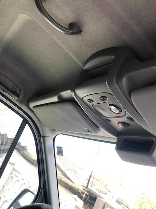 Vand autoutilitara transport marfa Renaul Master
