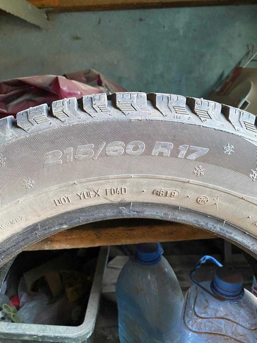 Зимние шины Viatti 215/60 R17 б/у