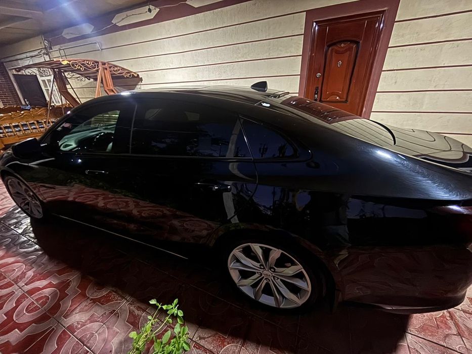 Malibu 2 2.4 sotiladi