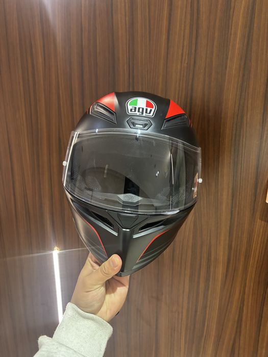 Продам оригинальный шлем AGV K1S