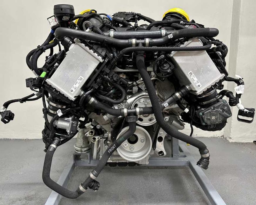 Нов 0км Двигател комплект S68B44A S68X BMW F95 F96 LCI G07 G70 X5M X6M