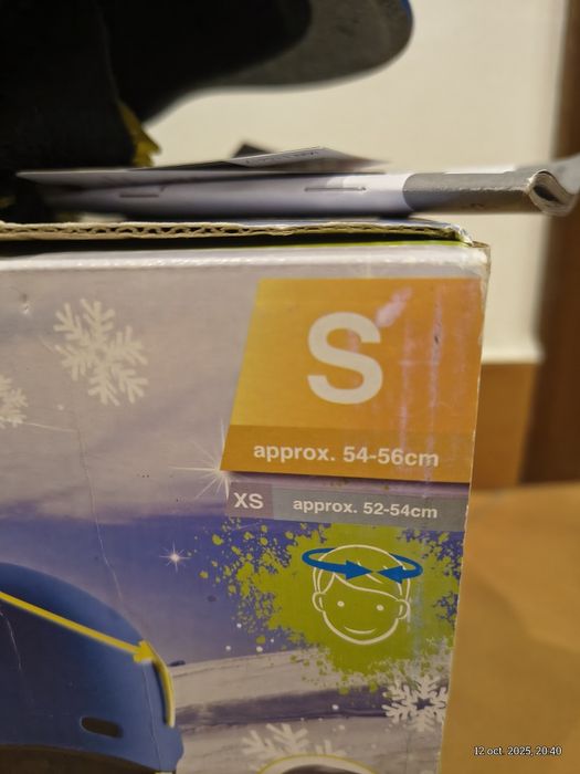 Vând casca ski snowboard mărimea S 70 lei