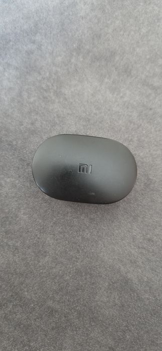 Продам наушники вакуумные Redmi AirDots