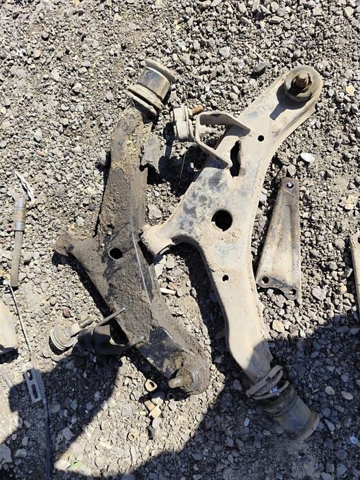 Рычаг передний Митсубиси Галант 33 кузов