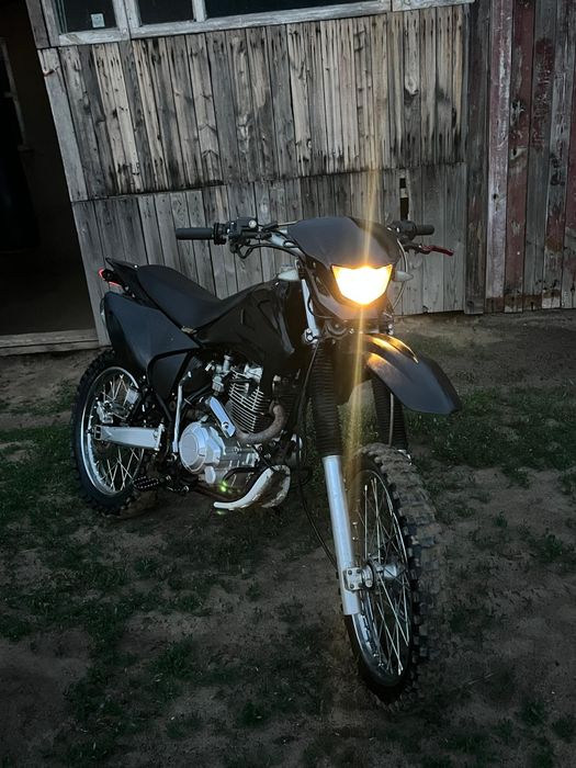 мотоцикл эндуро 200