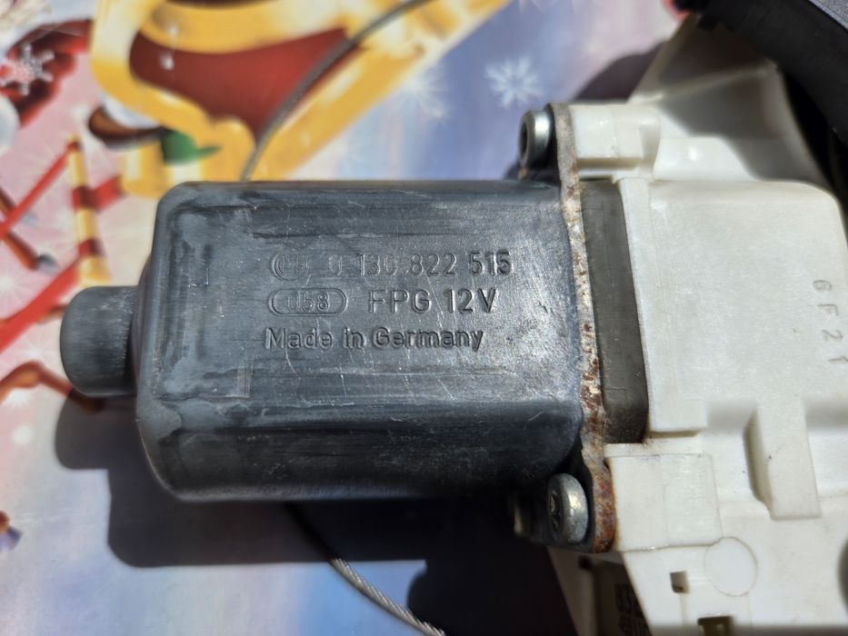 Vând motor geam dreapt BMW Seria 2 F21/F22/F87