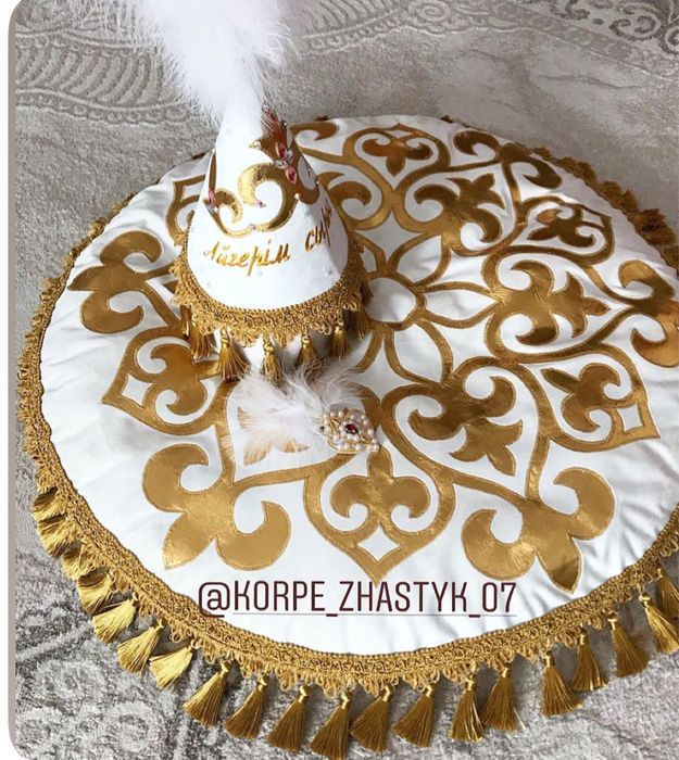 Шай корпе в бирюзовом цвете