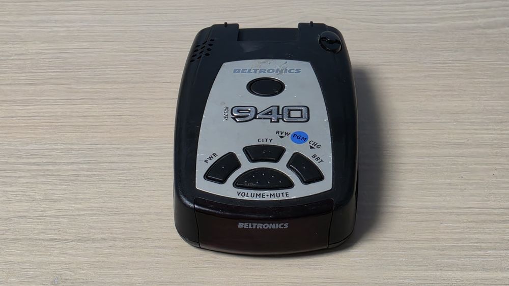 Detector de radar Beltronics Vector 940