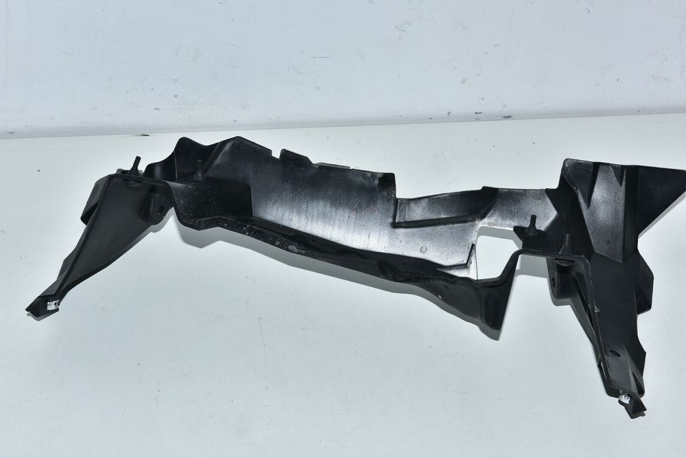 BMW F900XR K84 Conductă de evacuare a aerului 46638403904