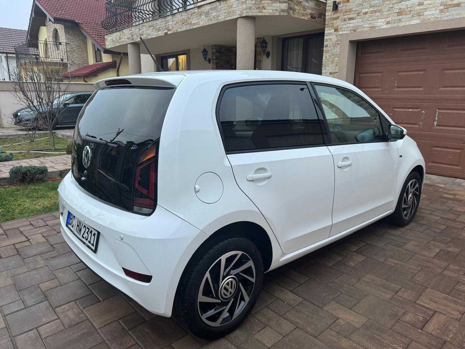 Volkswagen Up Active 1.0 MPI 2019 53000 km