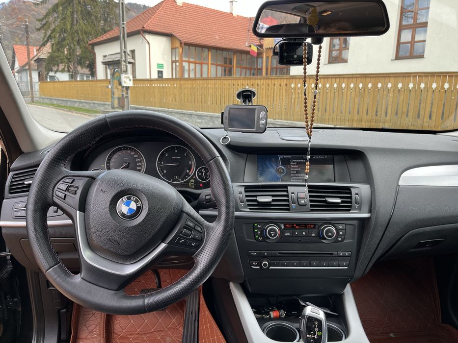 BMW X3 xDrive(4x4)F25 2012 2.0d 184CP Automat