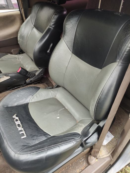 Toyota Van цяла или на части