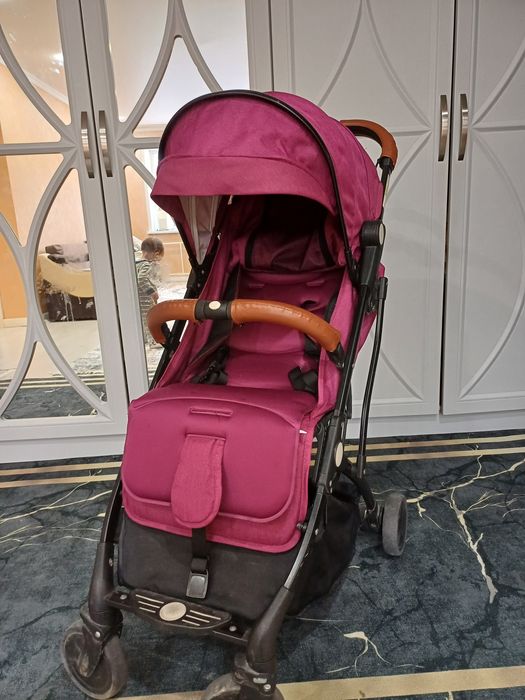 Коляска прогулочная