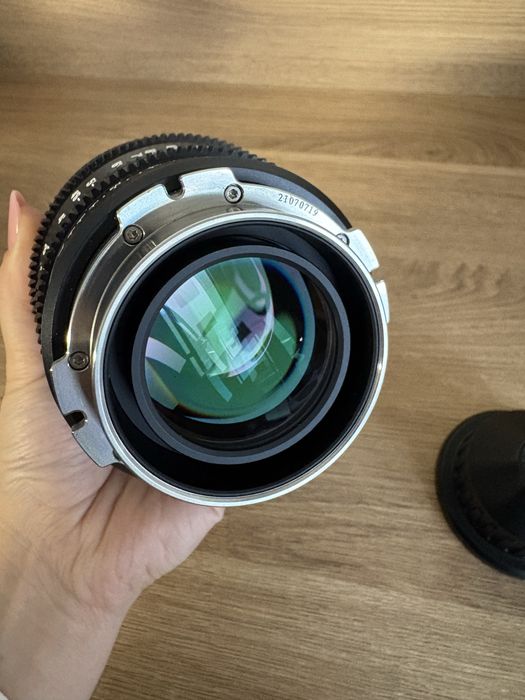 Obiectiv Cinematic Meike 35mm T2.1 S35 Prime, Montura PL - Nou!