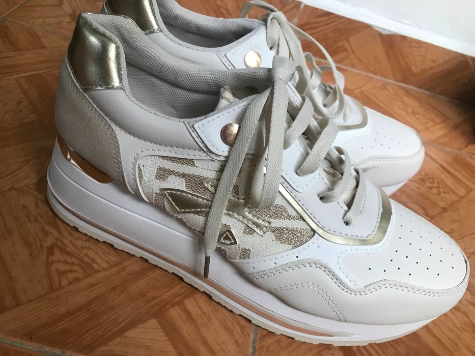 Нови елегантни маратонки №41