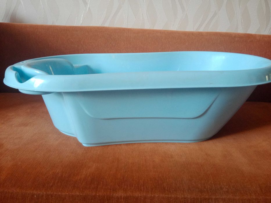 Продаю ванночку для купания