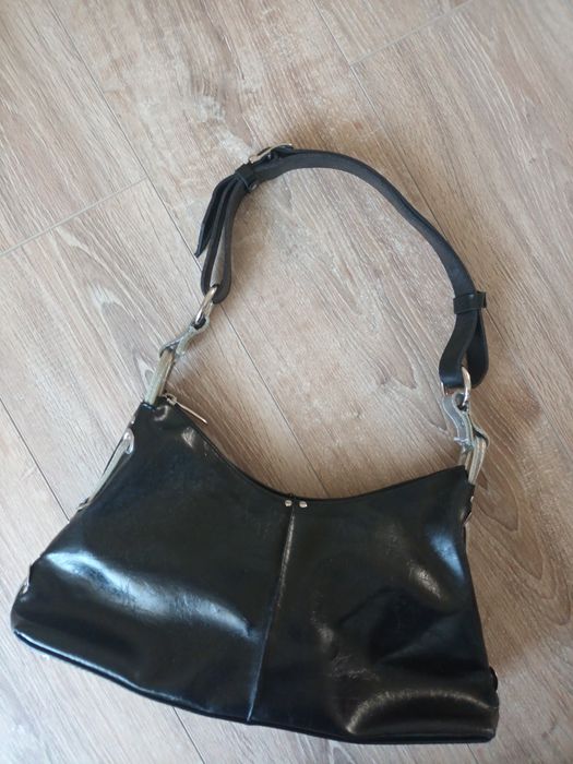 Черна чанта чантичка