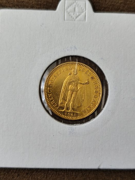10 златни корони Унгария